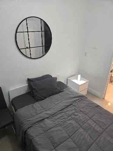 Room for Rent in Doral.