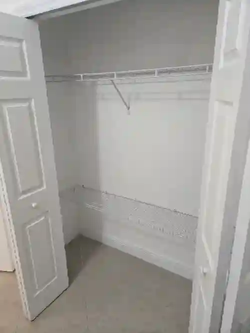 Room for Rent in Doral.