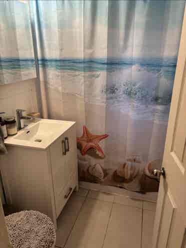 Chambre pour femme seulement