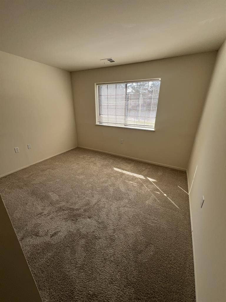 1 bedroom available
