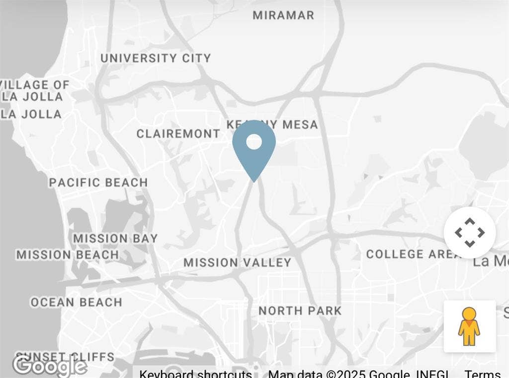 Room for rent near Serra Mesa !