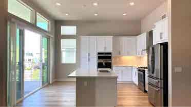 Beautiful townhouse otay ranch