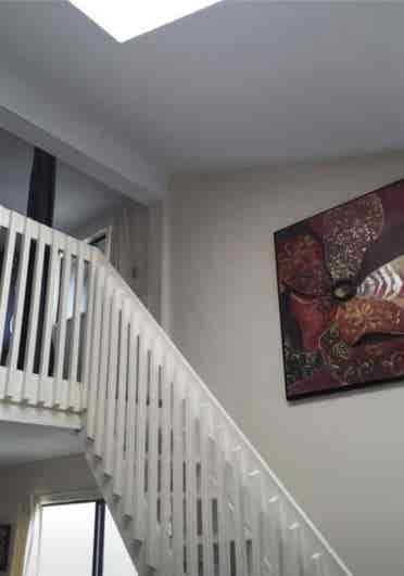 Roommate for furnished Loft Sidney