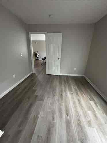 Looking for roommates