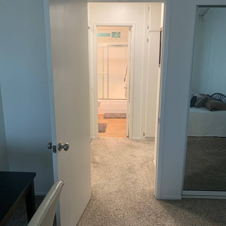 Room to rent in HB