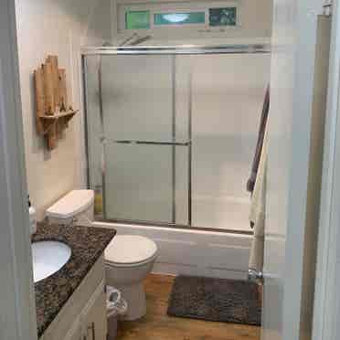 Room to rent in HB