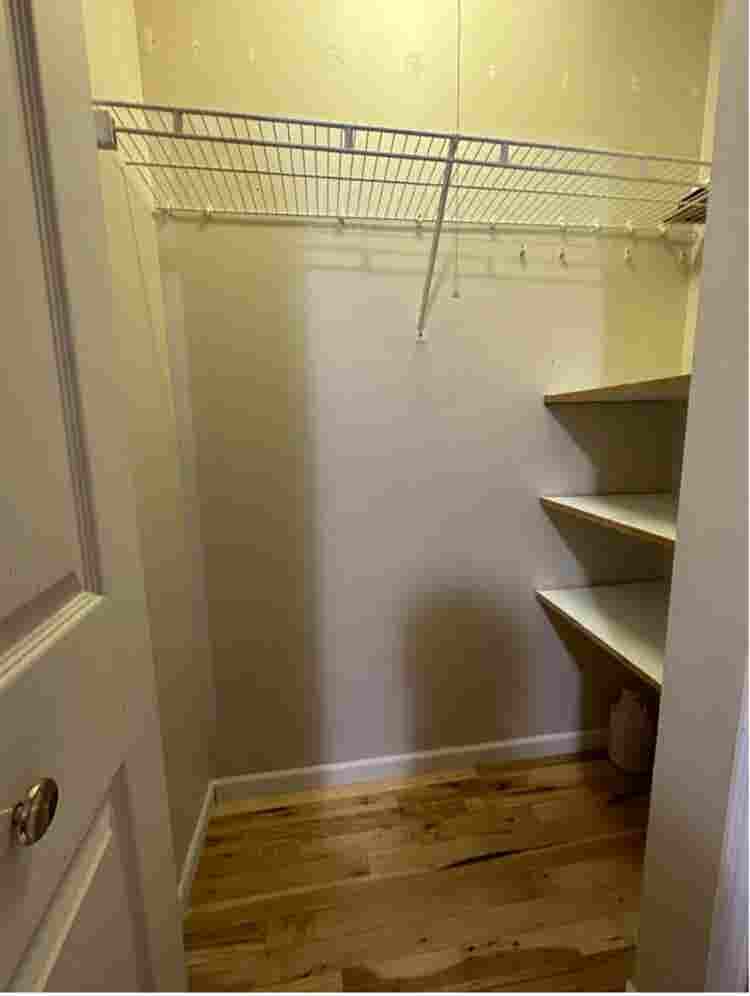 1 fully furnished room available!!!