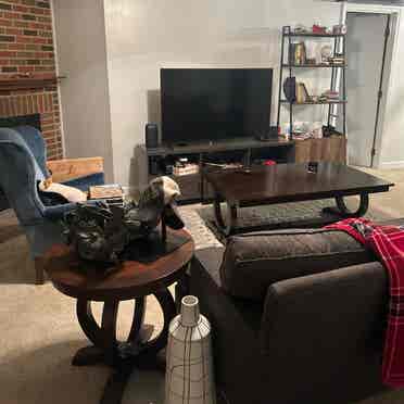 Private room in a chill home!