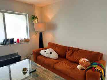 ROOM FOR RENT- Flagami area