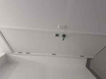 Spacious Unit , Upstairs