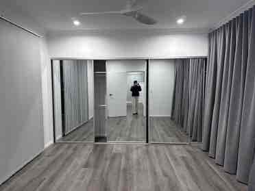 Spacious Unit , Upstairs