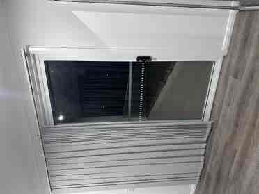 Spacious Unit , Upstairs