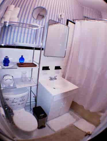Rent in park ave  a room