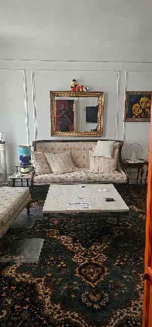 Rent in park ave  a room