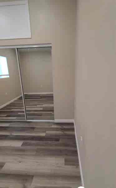 2 rooms available Sept 1st Pet Yard