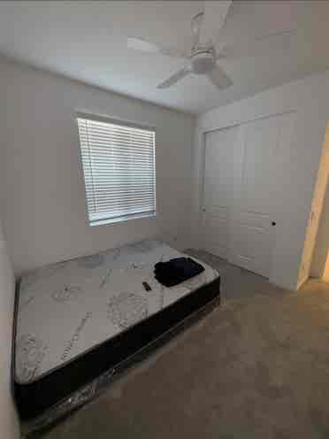 Female roommate wanted for bedroom