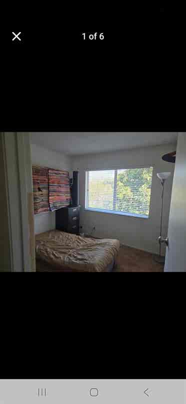 Room for rent in Huntington beach