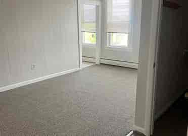 2 - bedroom, /person