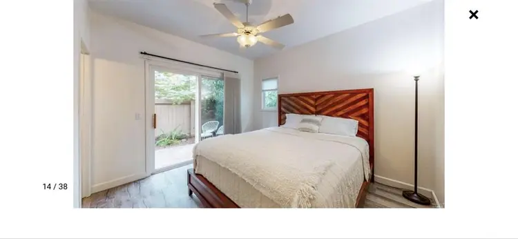 Master bedroom w. private Bath