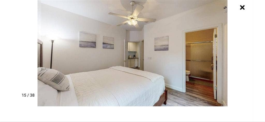 Master bedroom w. private Bath