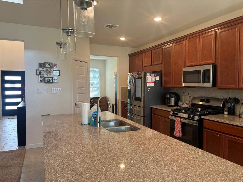 One Bedroom in Richmond $