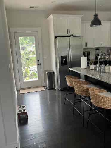 Room available 8 min from Broadway