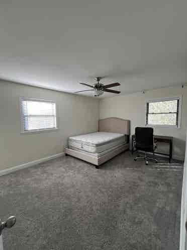 PRIVATE ROOM FOR RENT