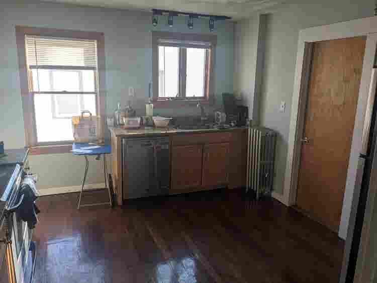 Room for rent near Green Line