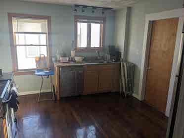 Room for rent near Green Line