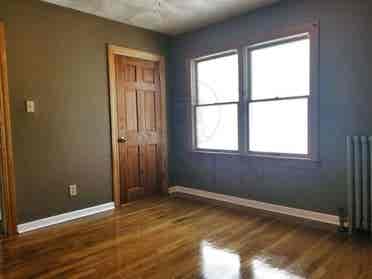 Room for rent near Green Line