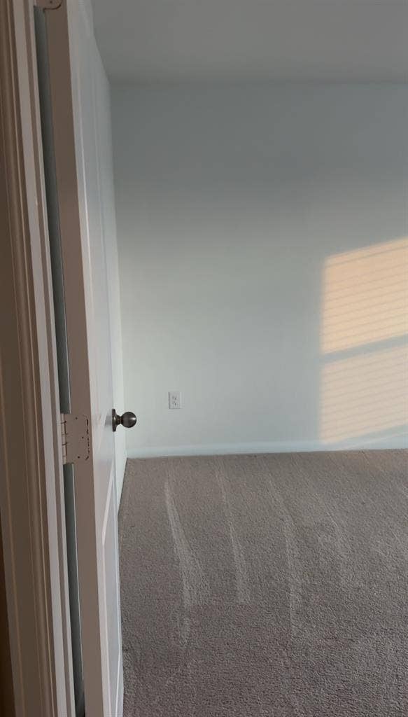 Private Room for rent in Sunfield