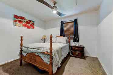 Room for rent, single moms encourag