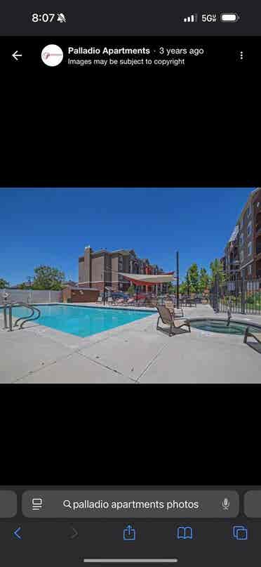 LOOKING FOR ROOMMATE