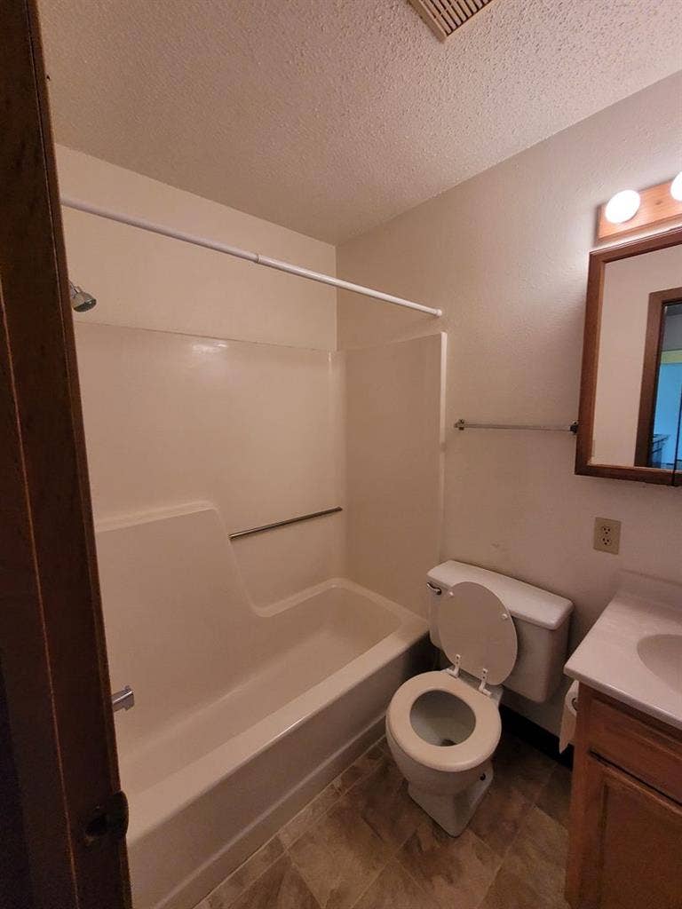 Bath Lease Takeover!