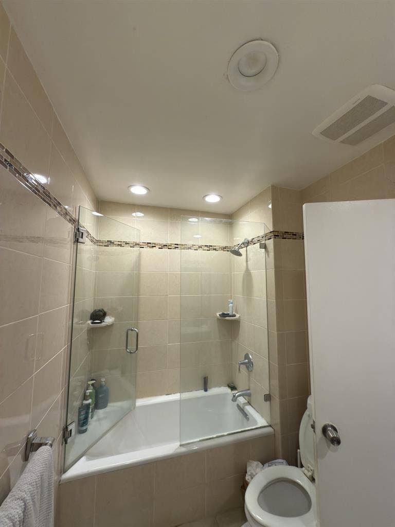 Looking for a third roommate