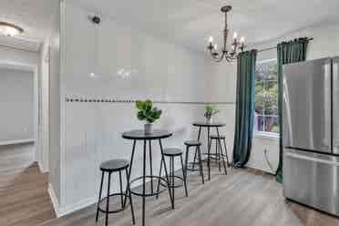 Private Room in West Charlotte