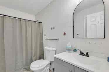Private Room in West Charlotte