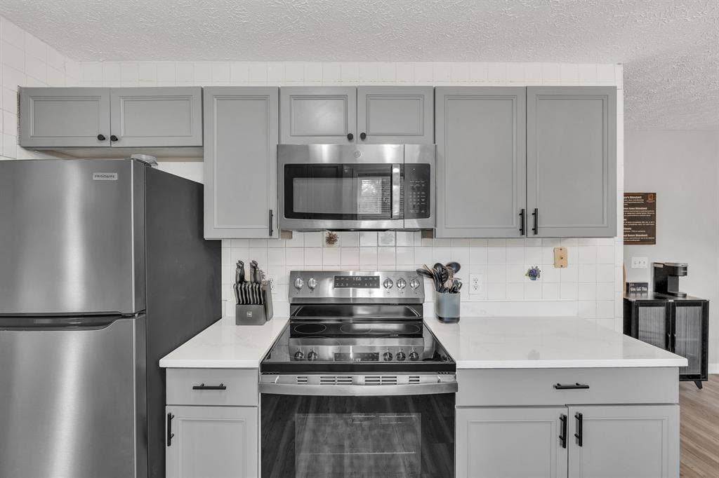 Private Room in West Charlotte