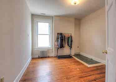 ROOMMATE NEEDED!
