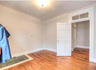 ROOMMATE NEEDED!