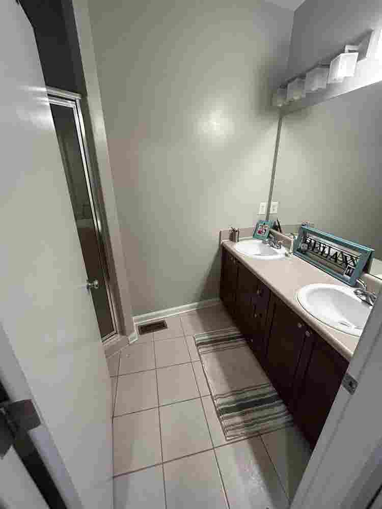 July 1st move in.  txt me