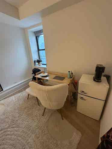 ✨Spacious Room in Midtown South✨