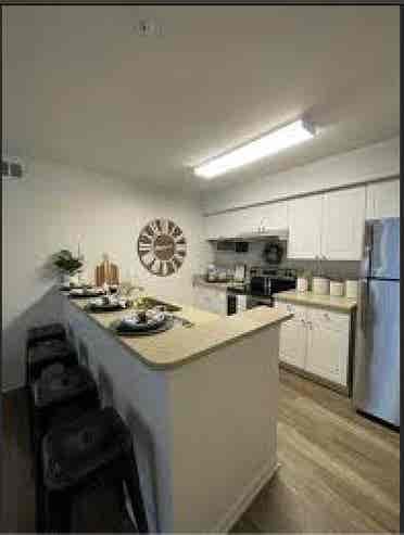 Room Available!!