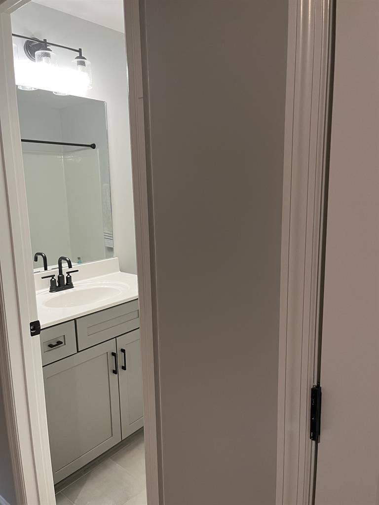 1 bed & private bath. Furnished.