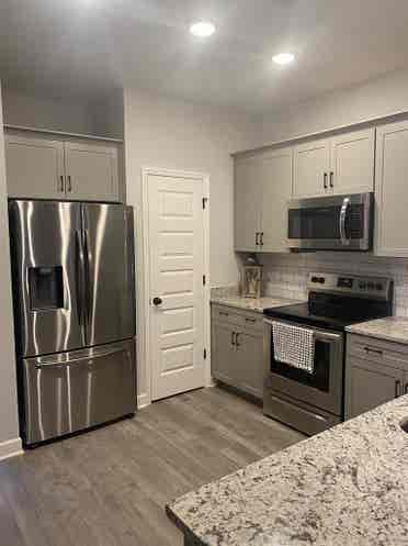 1 bed & private bath. Furnished.
