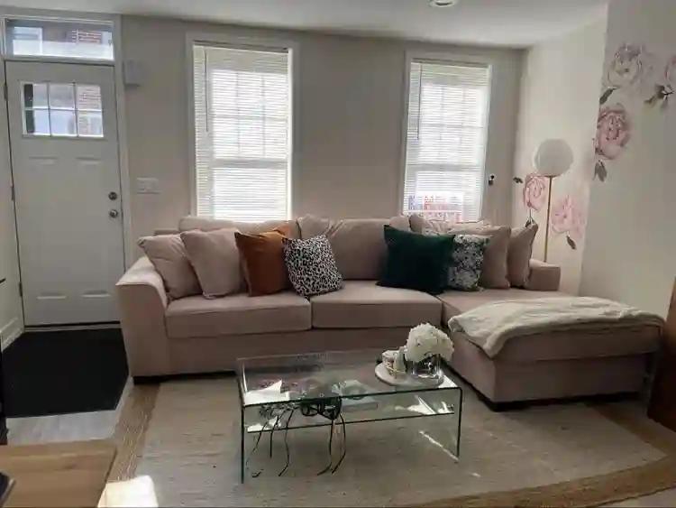 Room 4 rent Gray’s Ferry S Philly