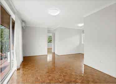 * BONDI BEACH * Room Available