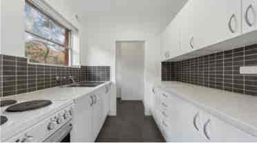 * BONDI BEACH * Room Available