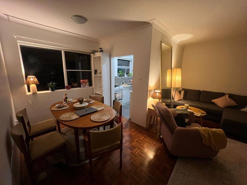 * BONDI BEACH * Room Available