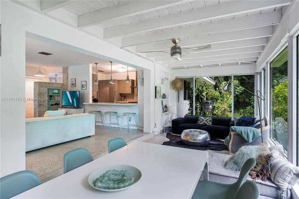 Cozy & Private 3-Bedroom wBackyard